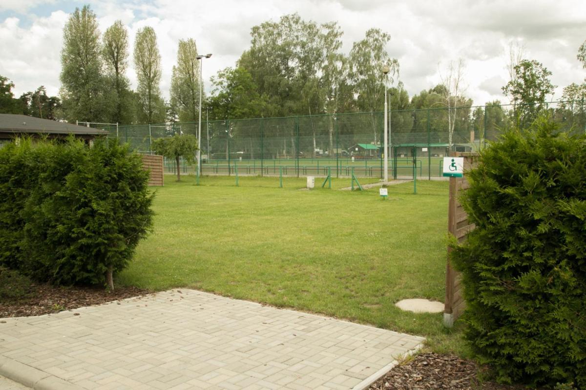 Oaza Blonie Standard - 3 * Kornik